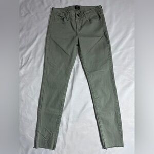 Just Black Raw Hem Sage Green Skinny Jeans Frayed Hem Like New